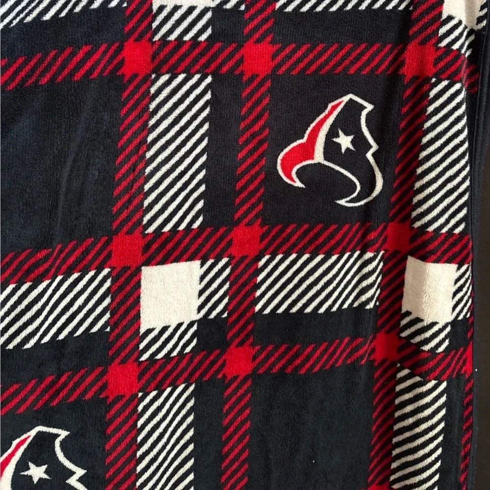 Northwest Houston Texans Blanket 60x84 Navy Red Plaid Gameday Plush Fleece Throw